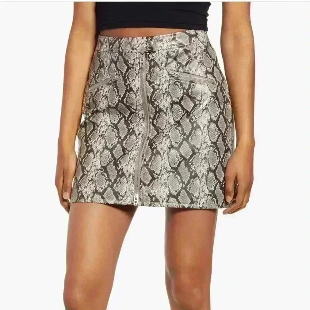 NWOT BLANKNYC Faux Leather Snakeskin Miniskirt Size 24